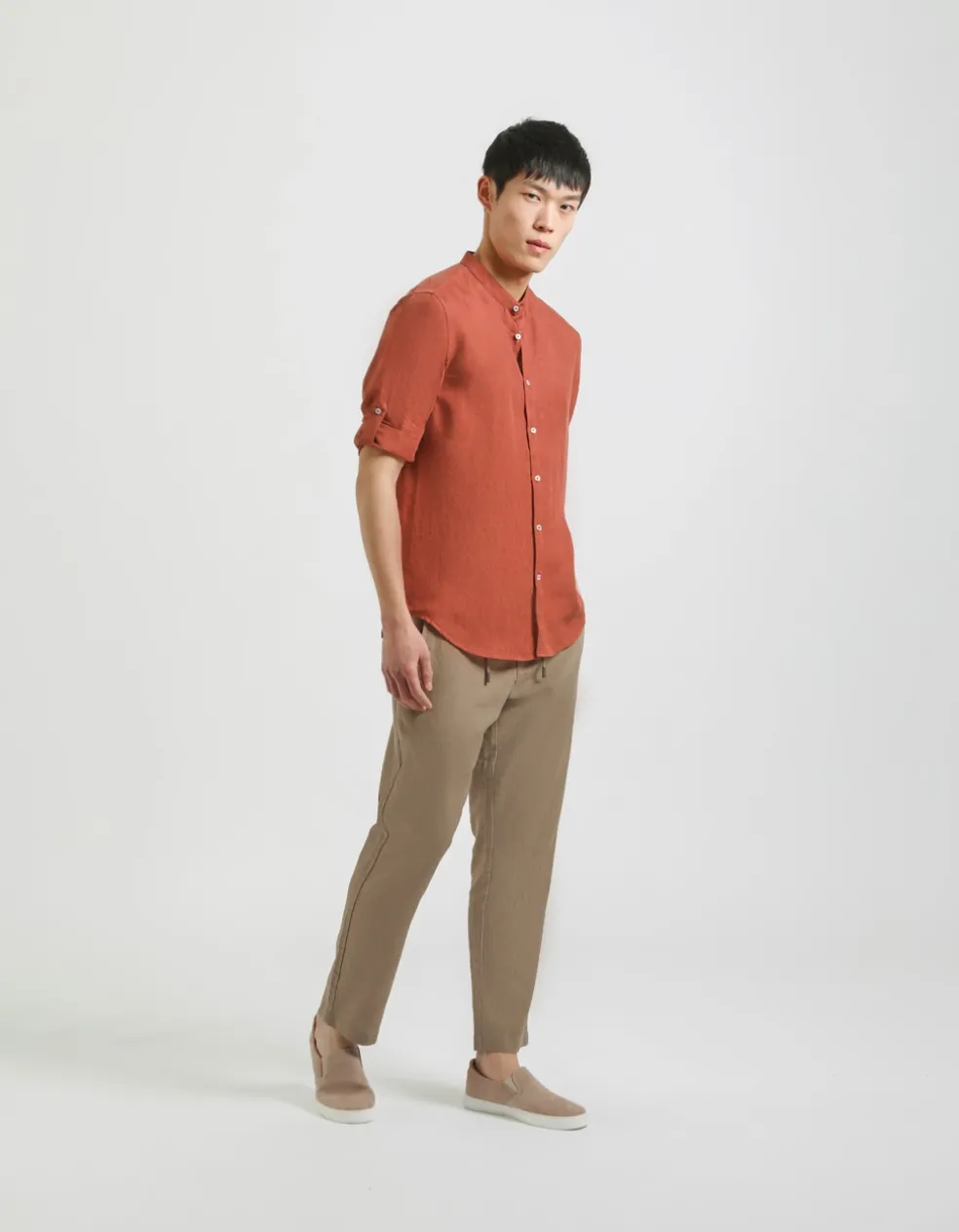 Camicia 100% lino con collo coreano