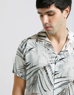 Camicia mezza manica fantasia 100% viscosa