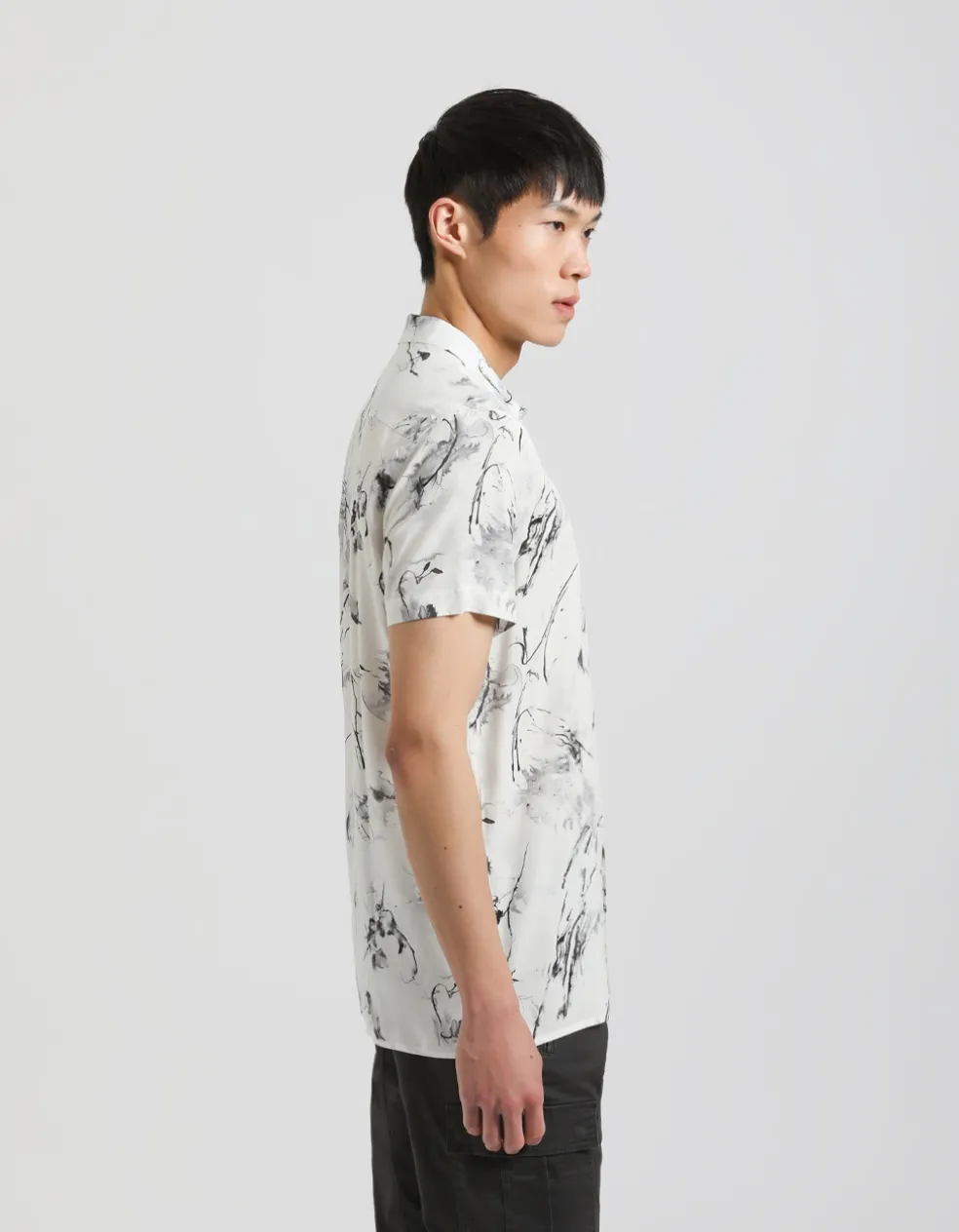 Camicia mezza manica fantasia 100% viscosa