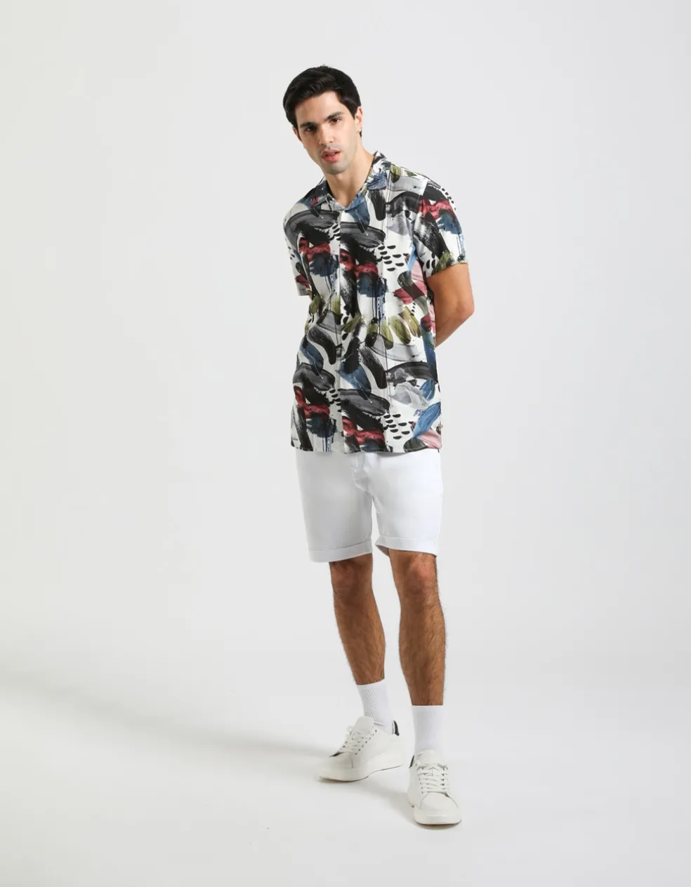 Camicia mezza manica fantasia 100% viscosa