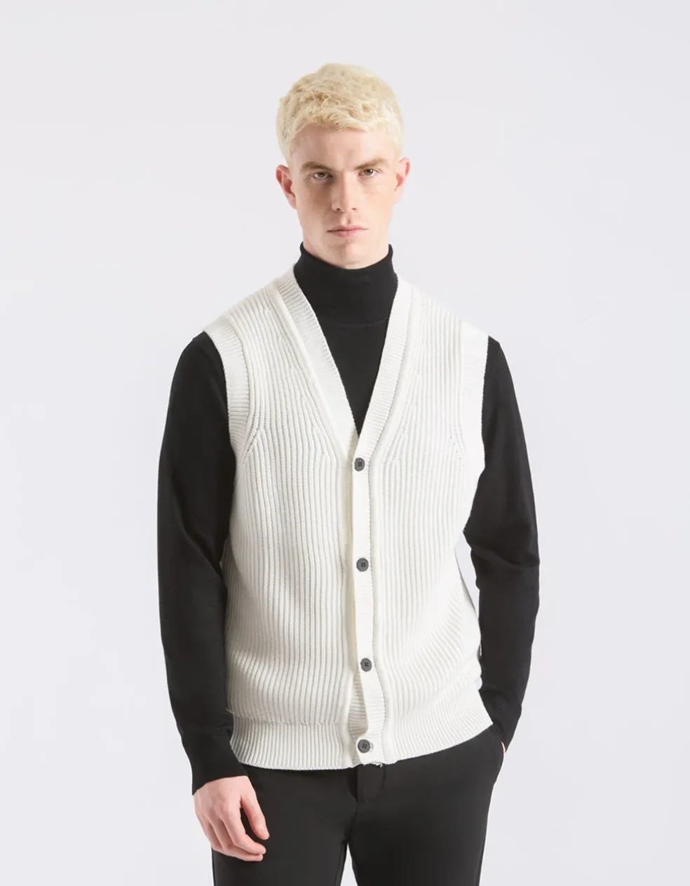 Gilet in viscosa con bottoni