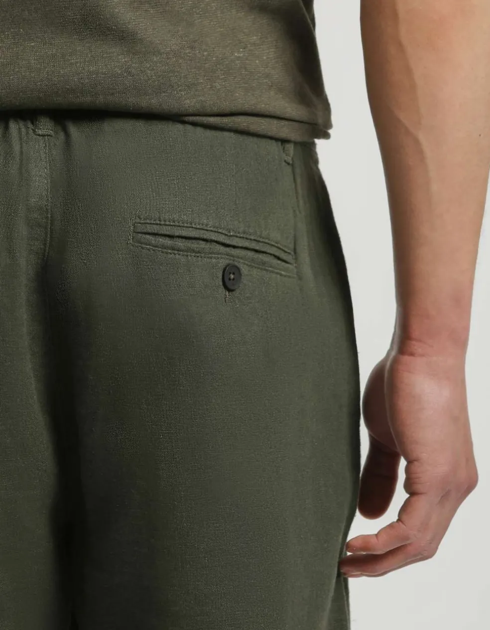 Pantaloni misto lino con elastici alle caviglie