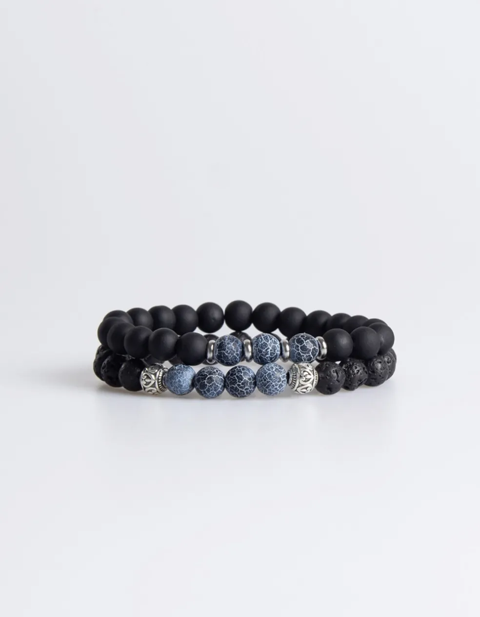 Set di bracciali in pietra