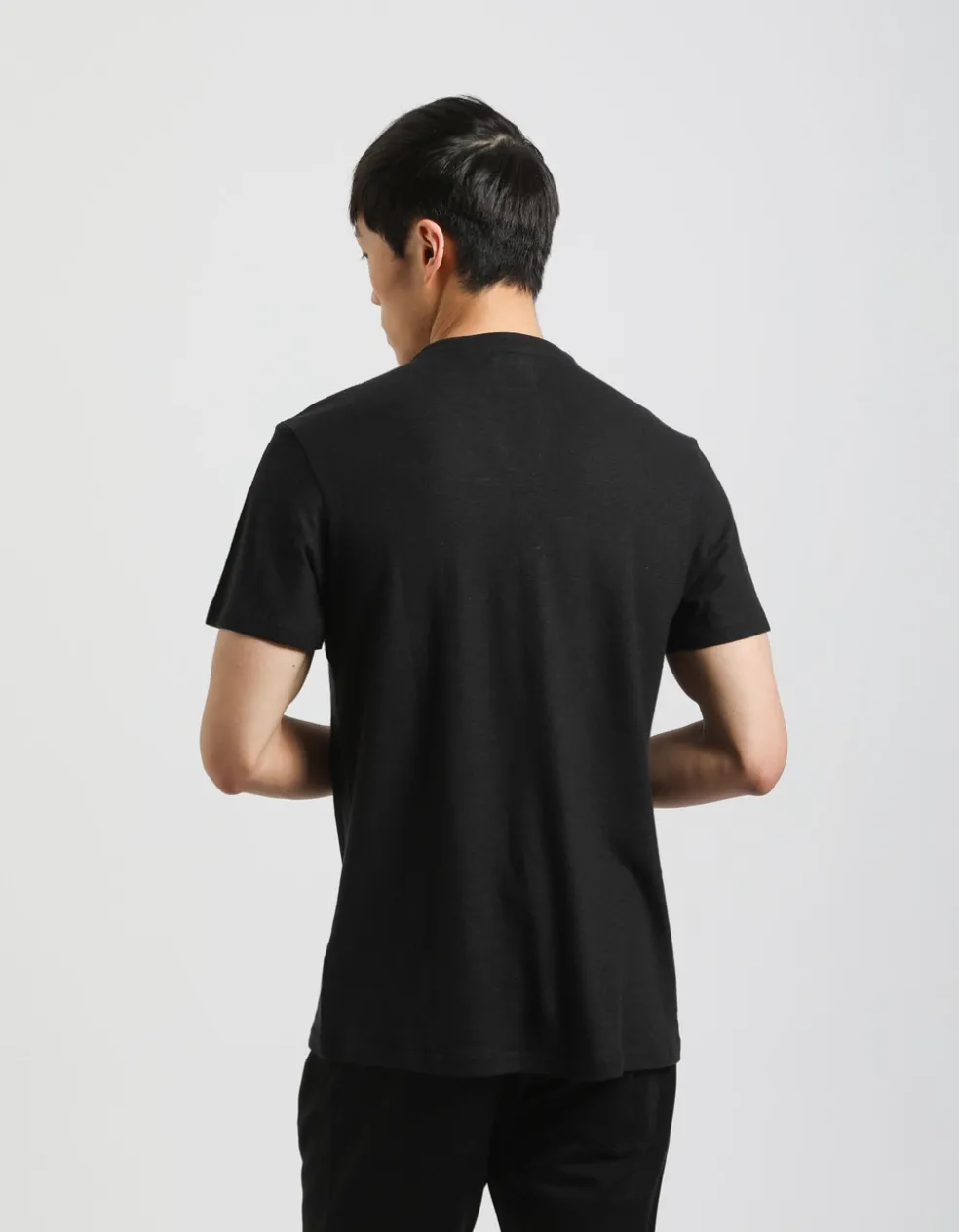 T-shirt collo serafino
