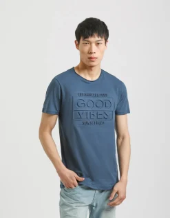 T-shirt con stampa a rilievo