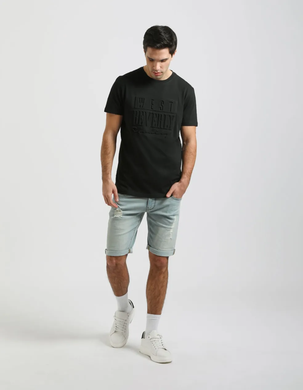 T-shirt con stampa a rilievo