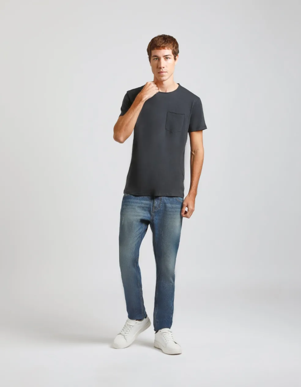 T-shirt con taschino